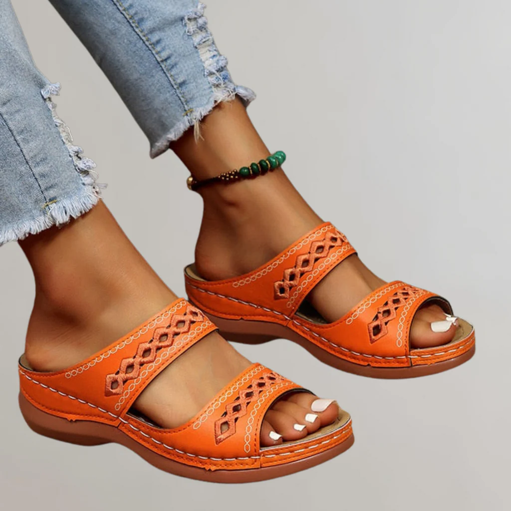 Orange / 11