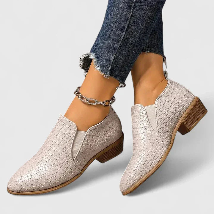 Beige / 11