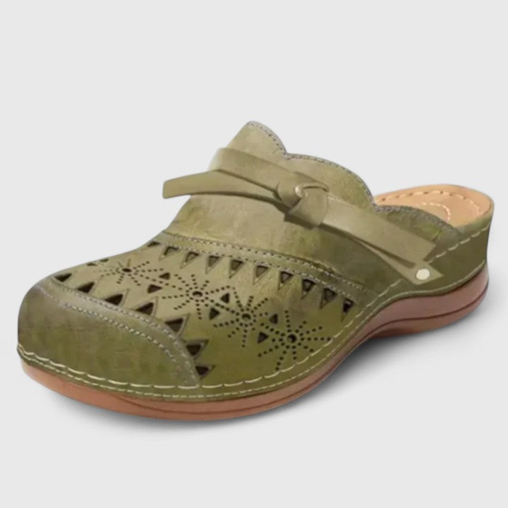 Army Green / 11
