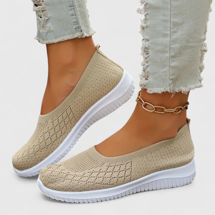 Beige / 11