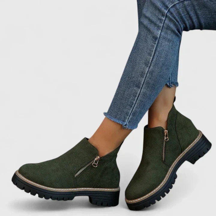 Green / 11